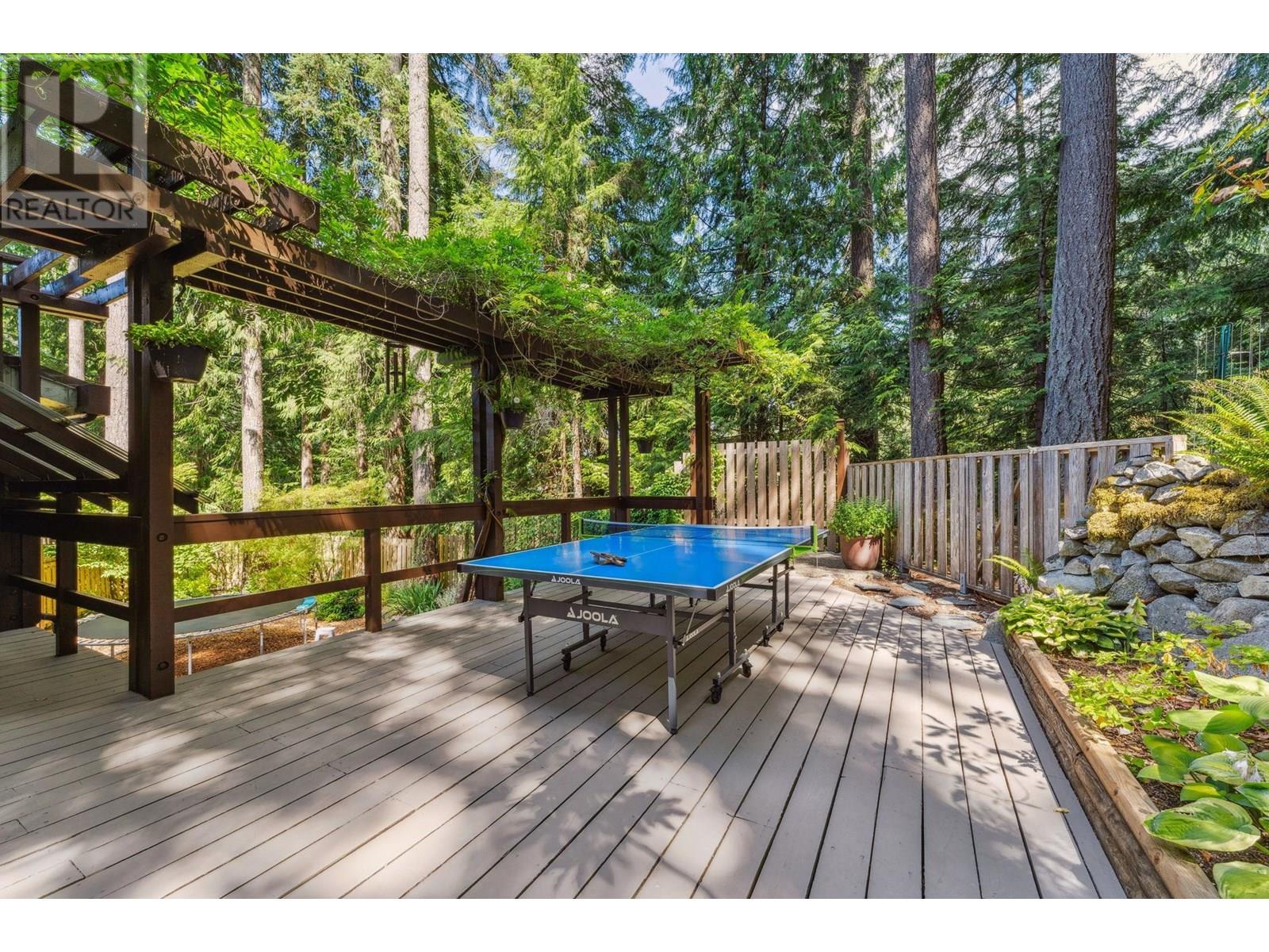 Photo 32 of 385 Oceanview Road, Lions Bay BC