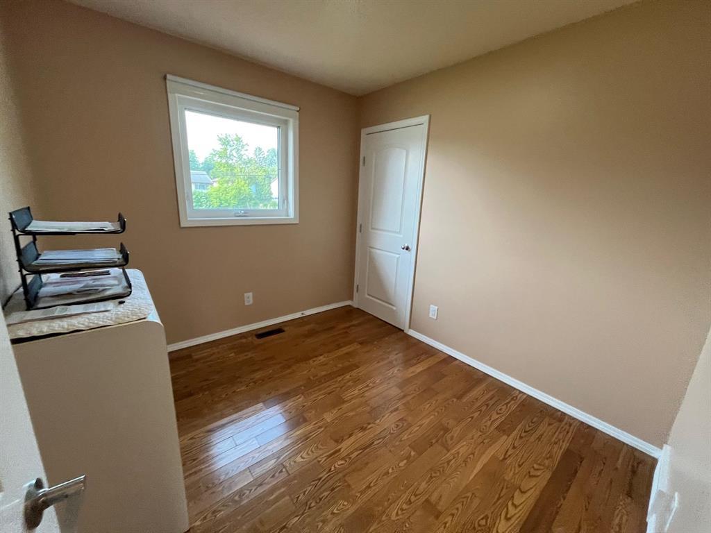 Photo 12 of 251 St Alphonse Avenue, Ste Anne MB