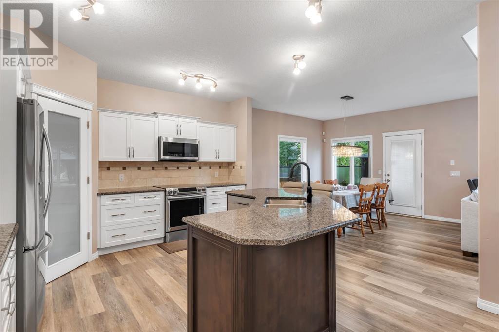 Single Family House for Sale in  Kincora Drive NW Kincora Calgary 
