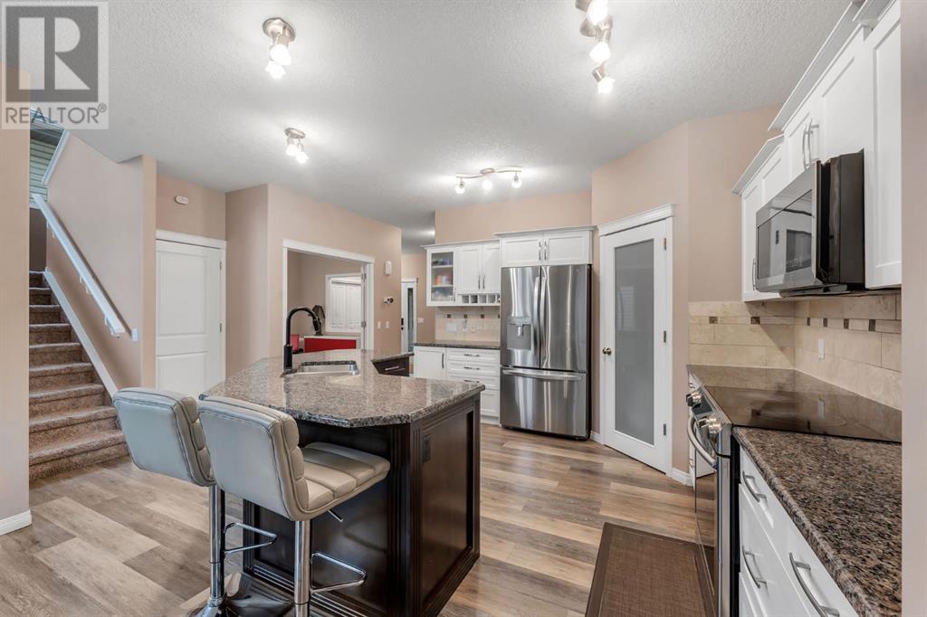 Single Family House for Sale in  Kincora Drive NW Kincora Calgary 