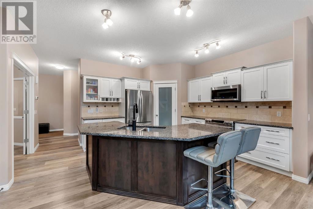 Single Family House for Sale in  Kincora Drive NW Kincora Calgary 