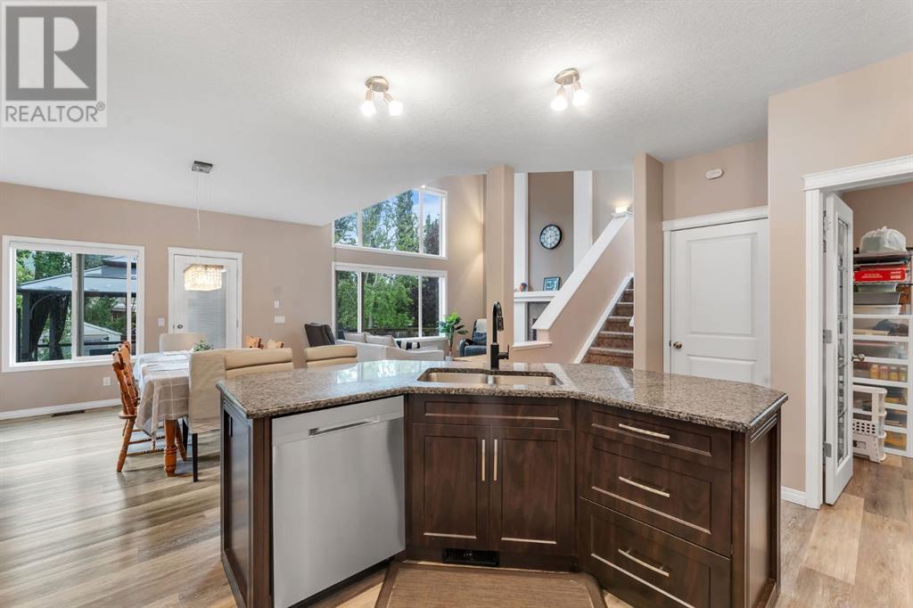 Single Family House for Sale in  Kincora Drive NW Kincora Calgary 
