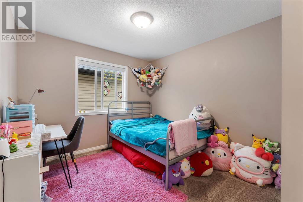 Single Family House for Sale in  Kincora Drive NW Kincora Calgary 