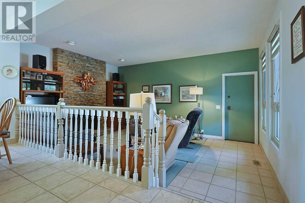Single Family House for Sale in   Varsity Estates Drive NW Varsity Calgary 