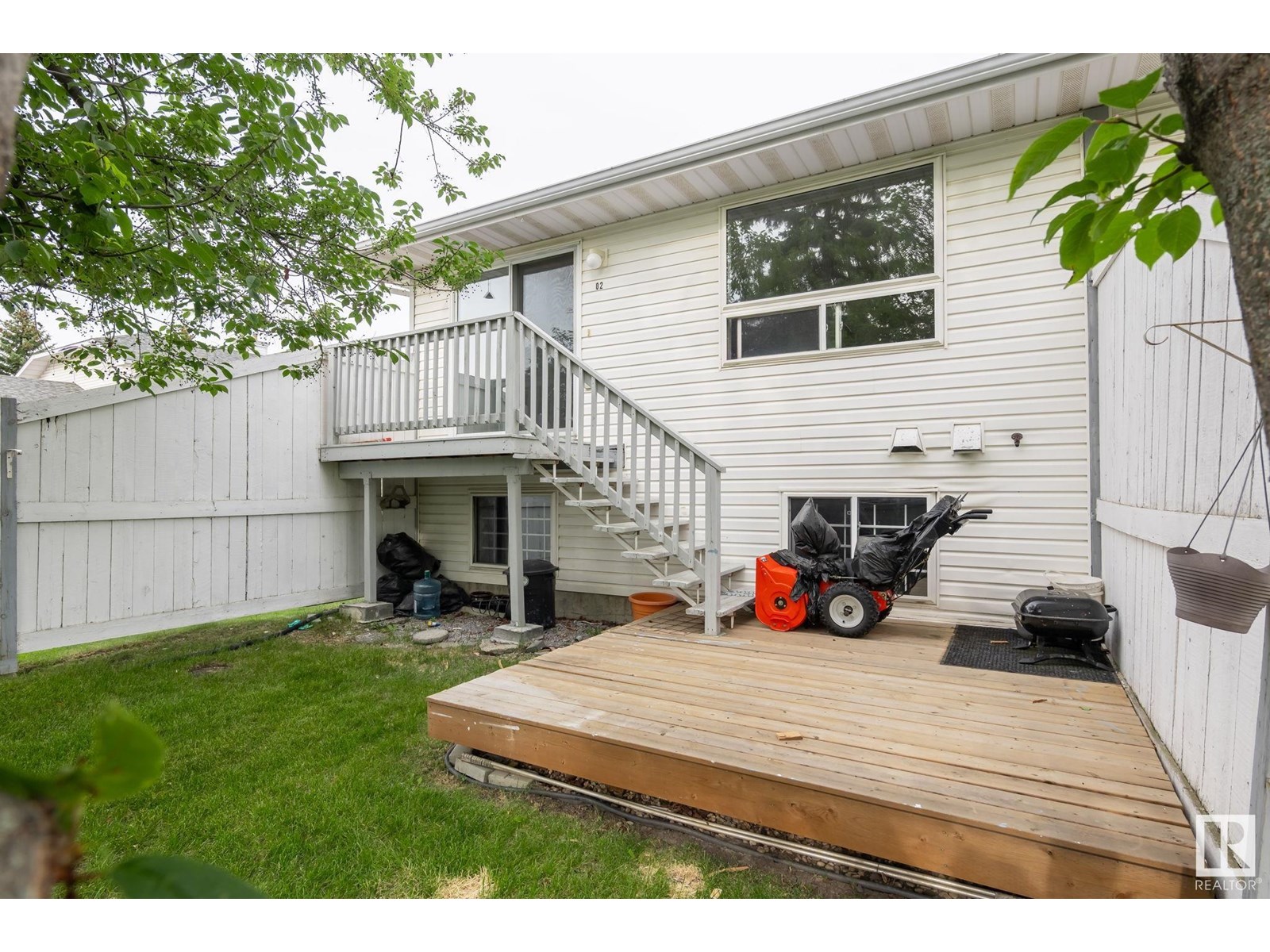 Photo 28 of 2 3311 58 St Nw, Edmonton AB