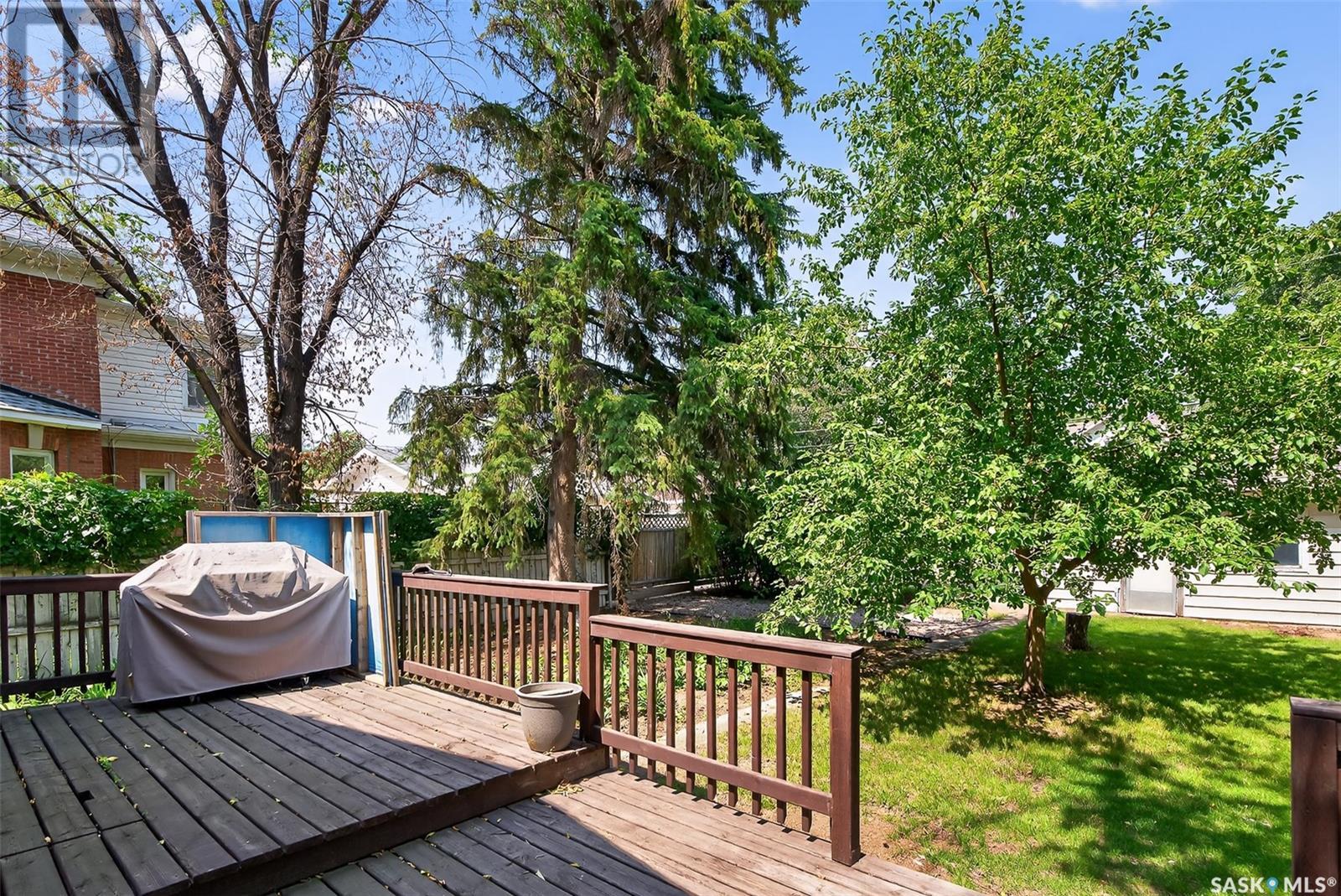 Photo 45 of 430 Ominica Street W, Moose Jaw SK