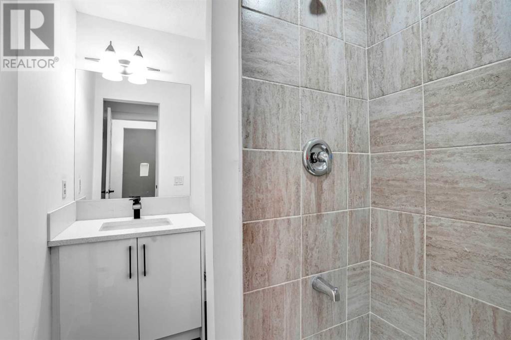 Single Family House for Sale in  falshire Drive NE Falconridge Calgary 
