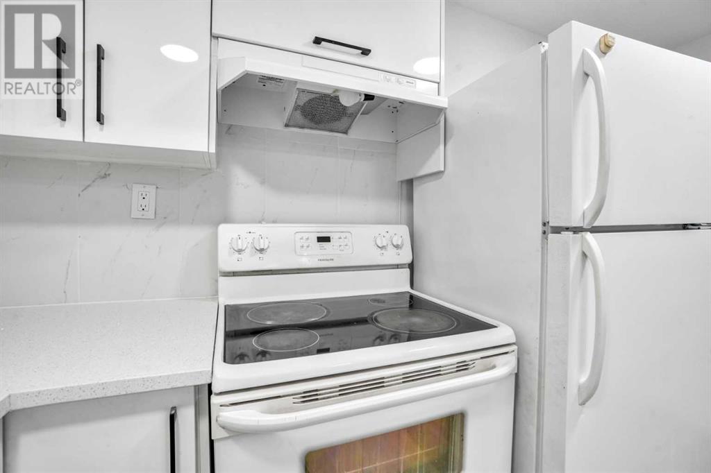 Single Family House for Sale in  falshire Drive NE Falconridge Calgary 