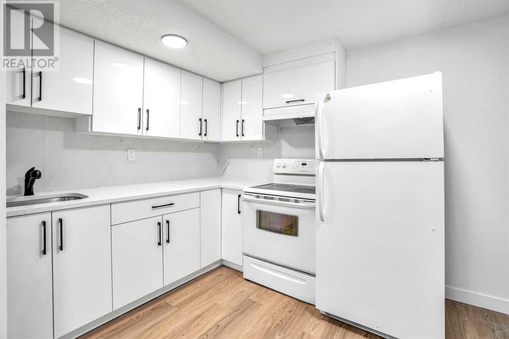 Single Family House for Sale in  falshire Drive NE Falconridge Calgary 