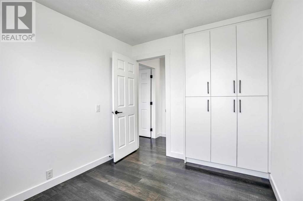 Single Family House for Sale in  falshire Drive NE Falconridge Calgary 