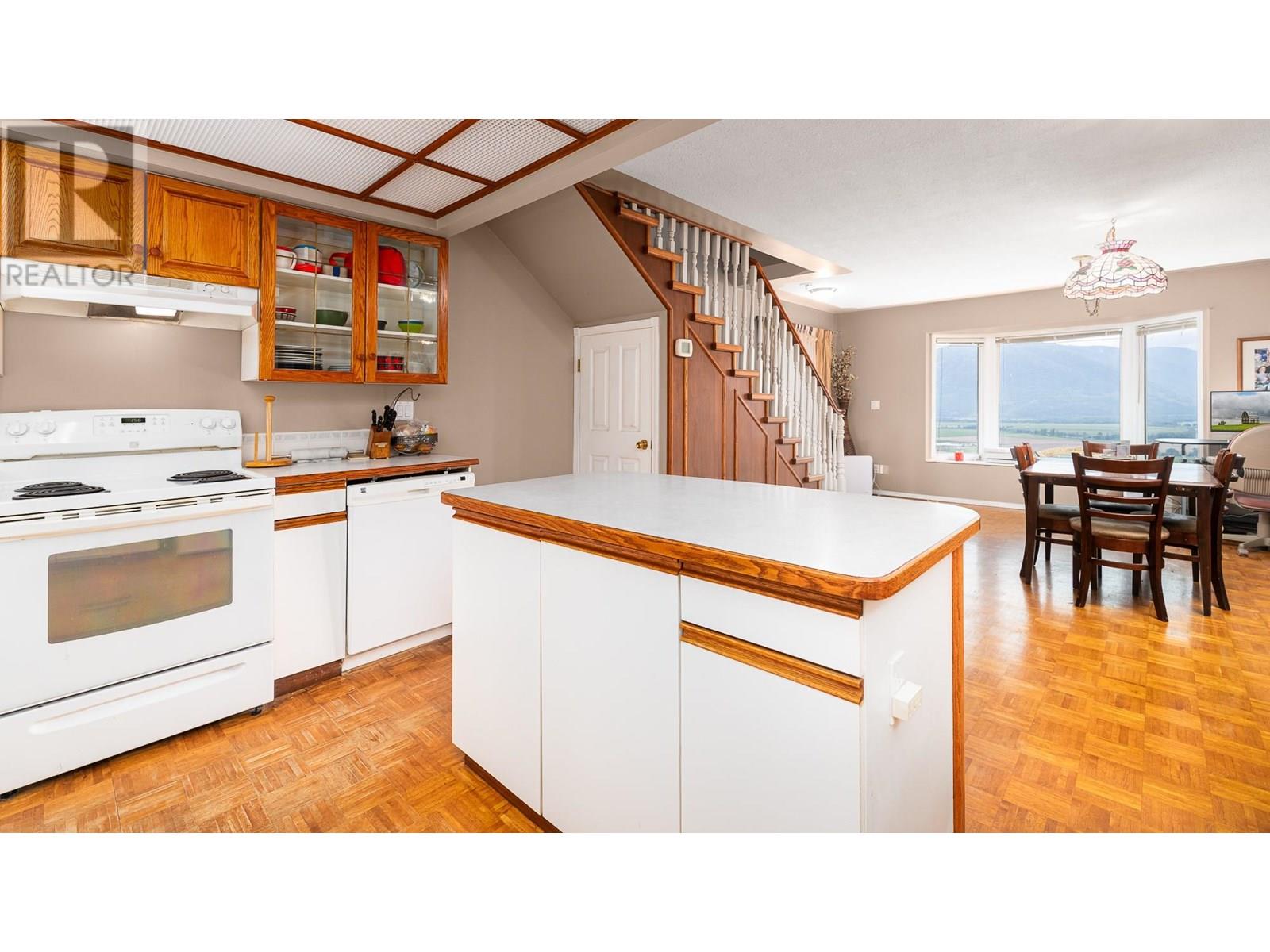 3870 Lakeview Arrow Creek Road, Creston