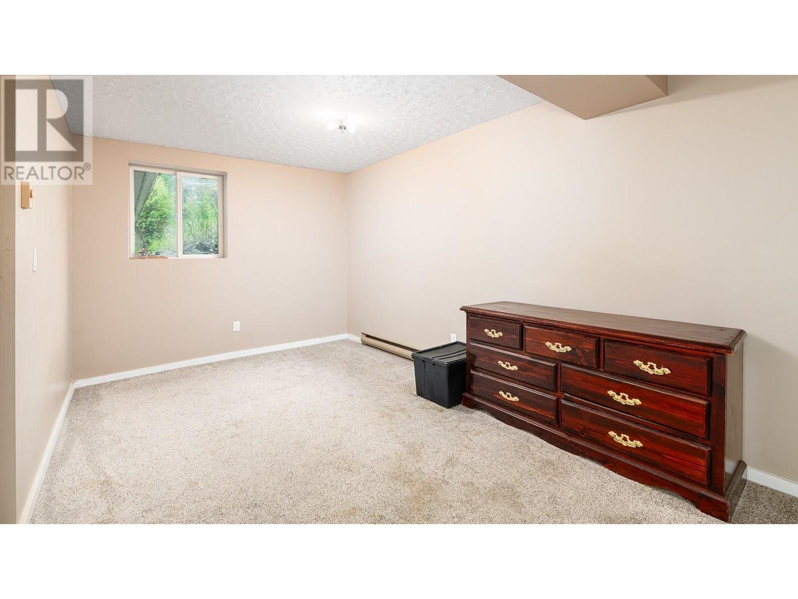 3870 Lakeview Arrow Creek Road, Creston