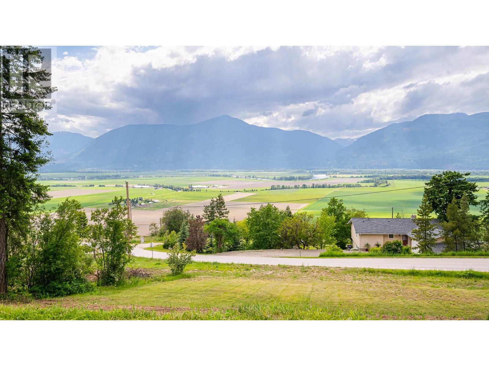 3870 Lakeview Arrow Creek Road, Creston