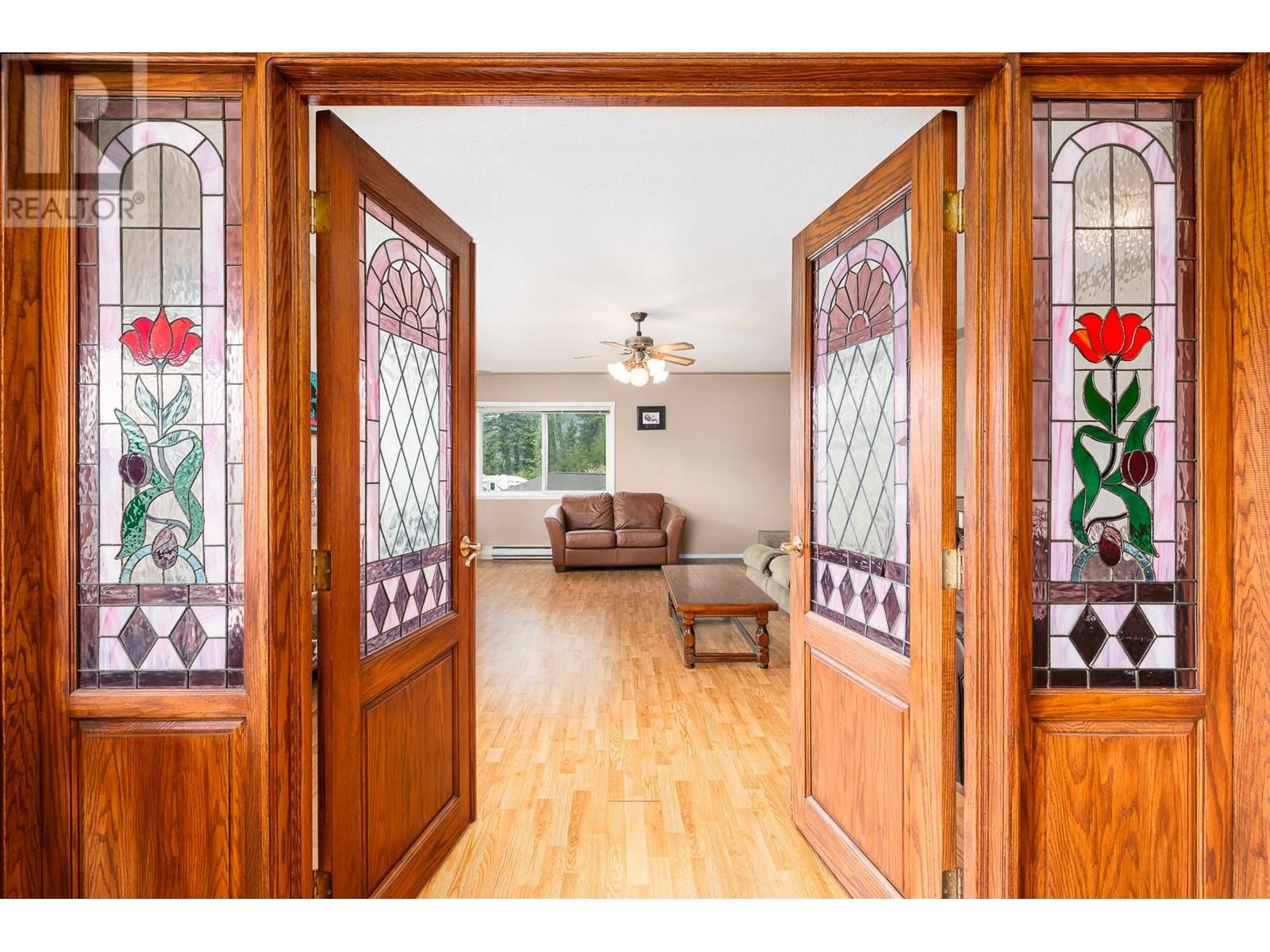 3870 Lakeview Arrow Creek Road, Creston