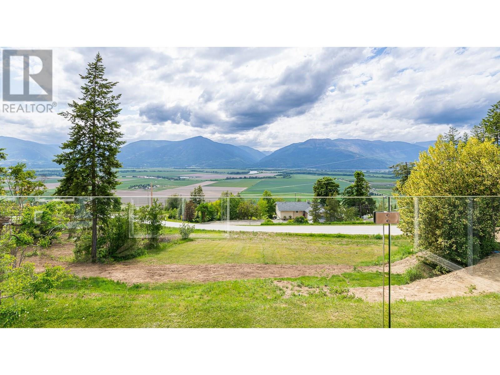 3870 Lakeview Arrow Creek Road, Creston