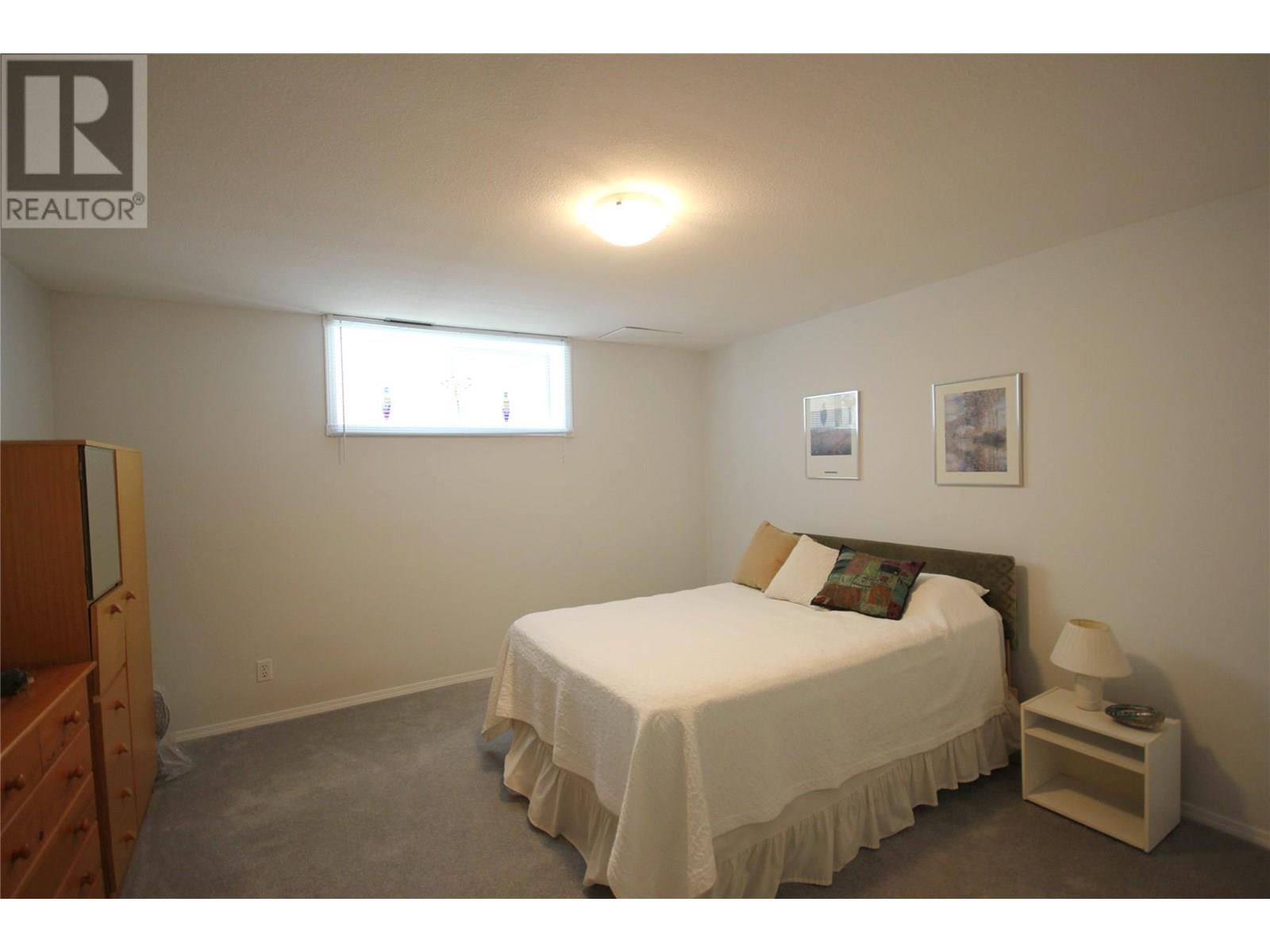 105 1634 Carmi Avenue, Penticton