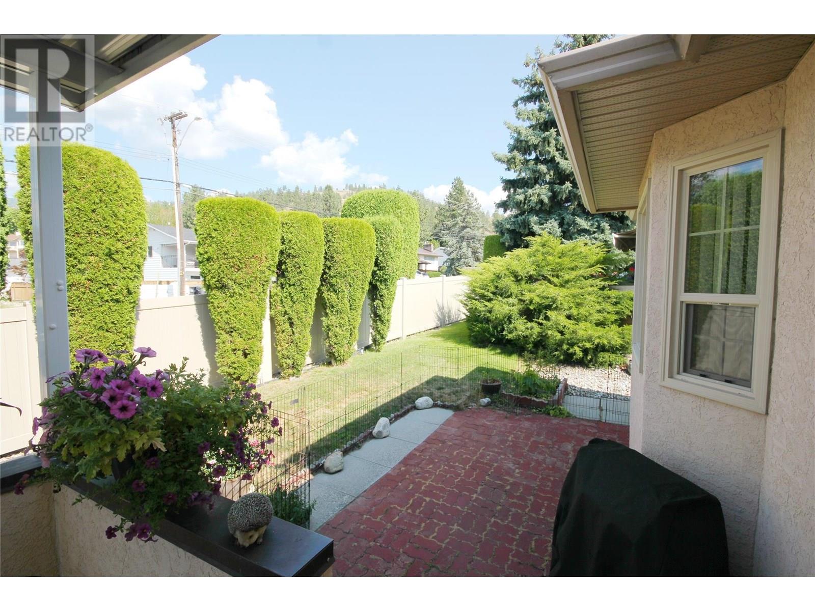 105 1634 Carmi Avenue, Penticton