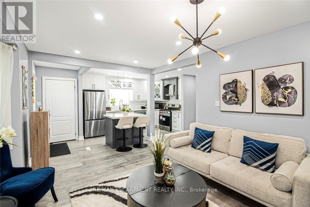 Photo 8 of 140 East 35th Street, Hamilton ON