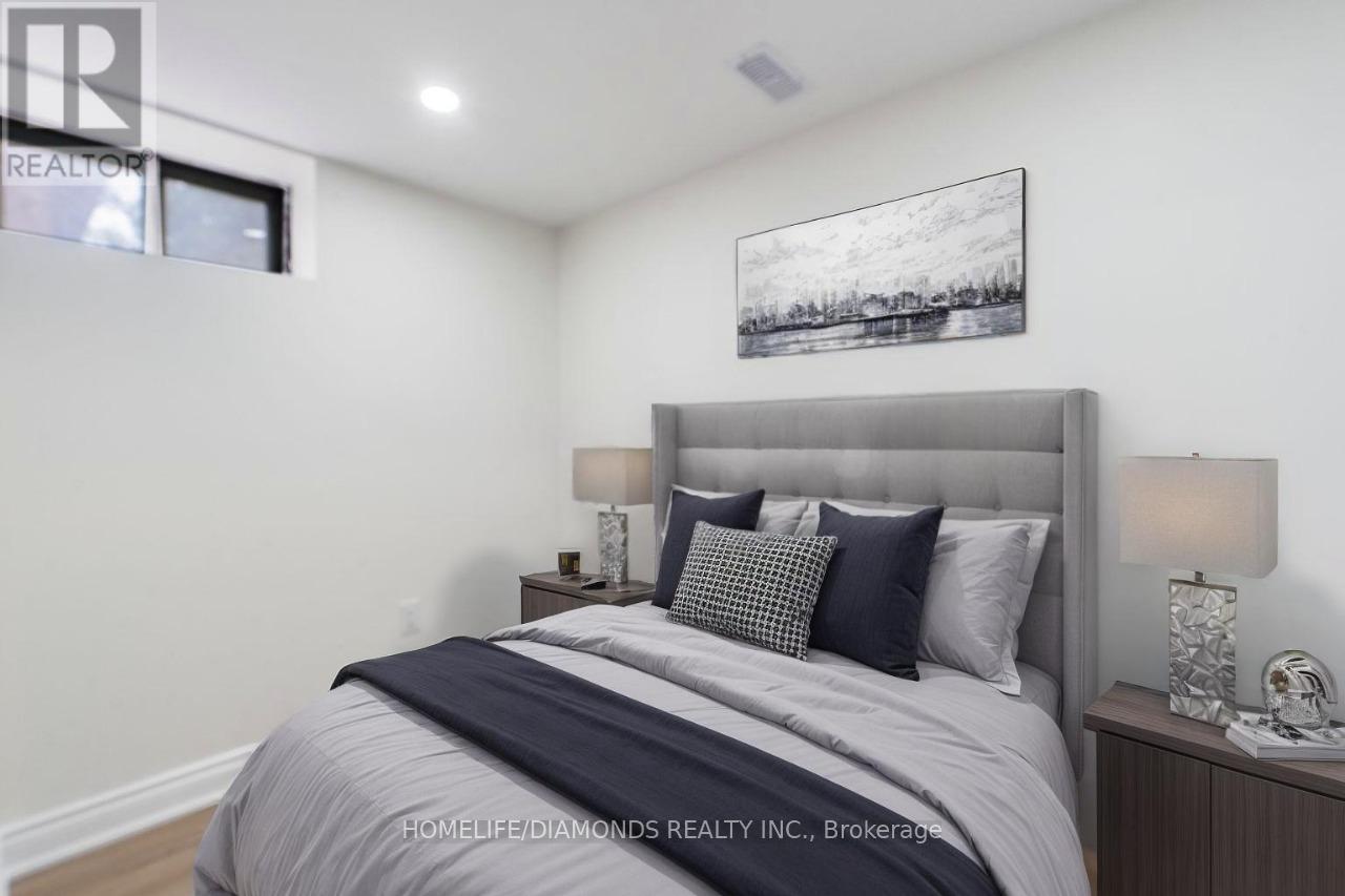 Photo 24 of 7305 Merritt Avenue, Niagara Falls ON
