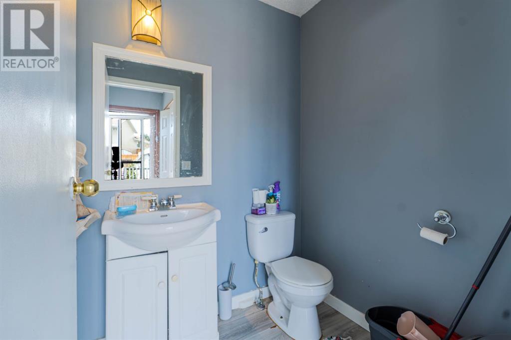 Photo 8 of 136 Martindale Drive Ne, Calgary AB