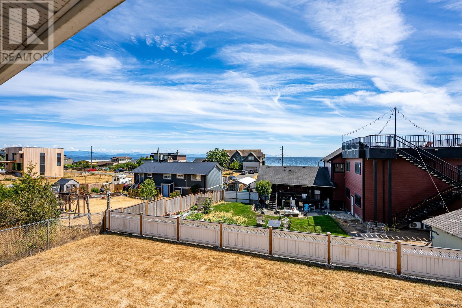 532 Walter Rd, Comox
