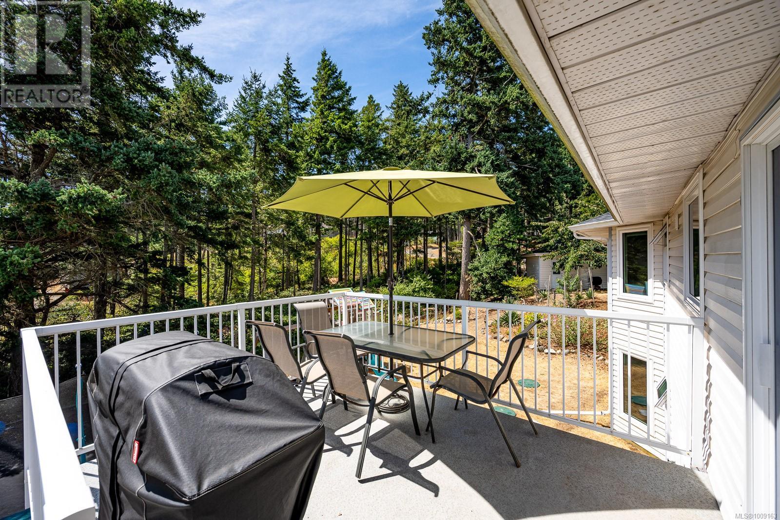 532 Walter Rd, Comox