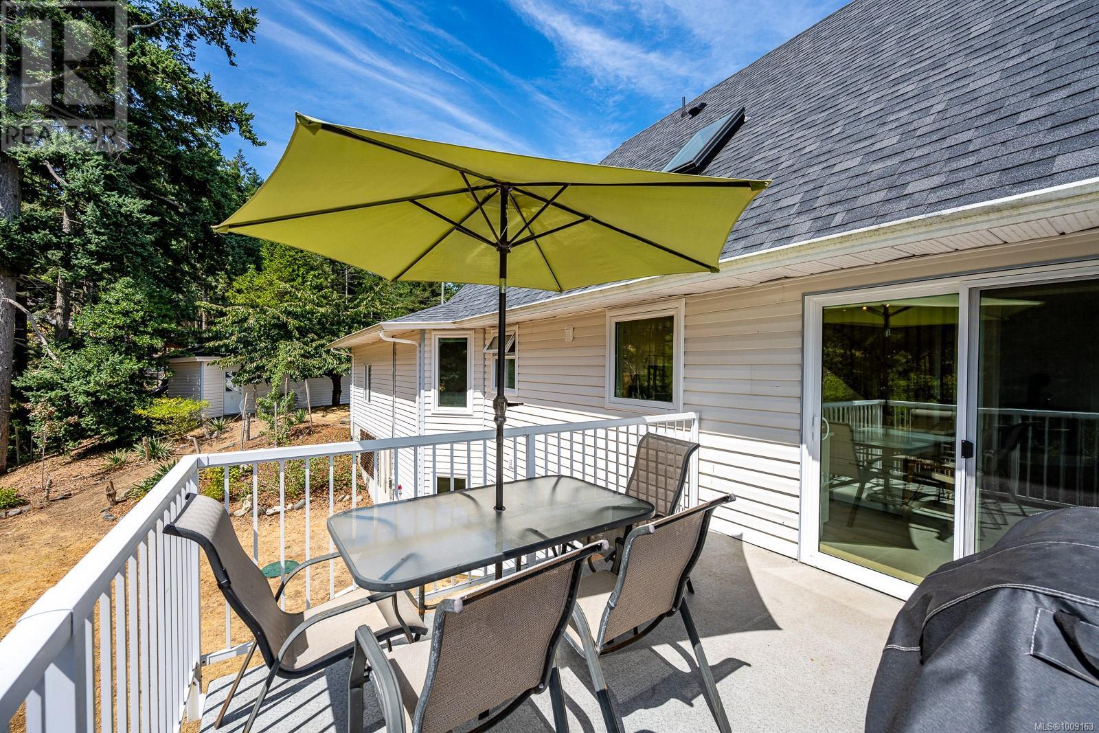 532 Walter Rd, Comox