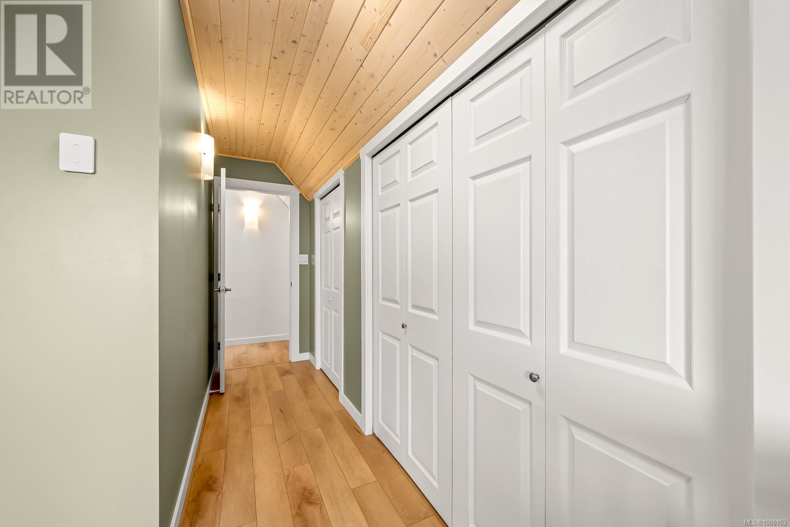 532 Walter Rd, Comox