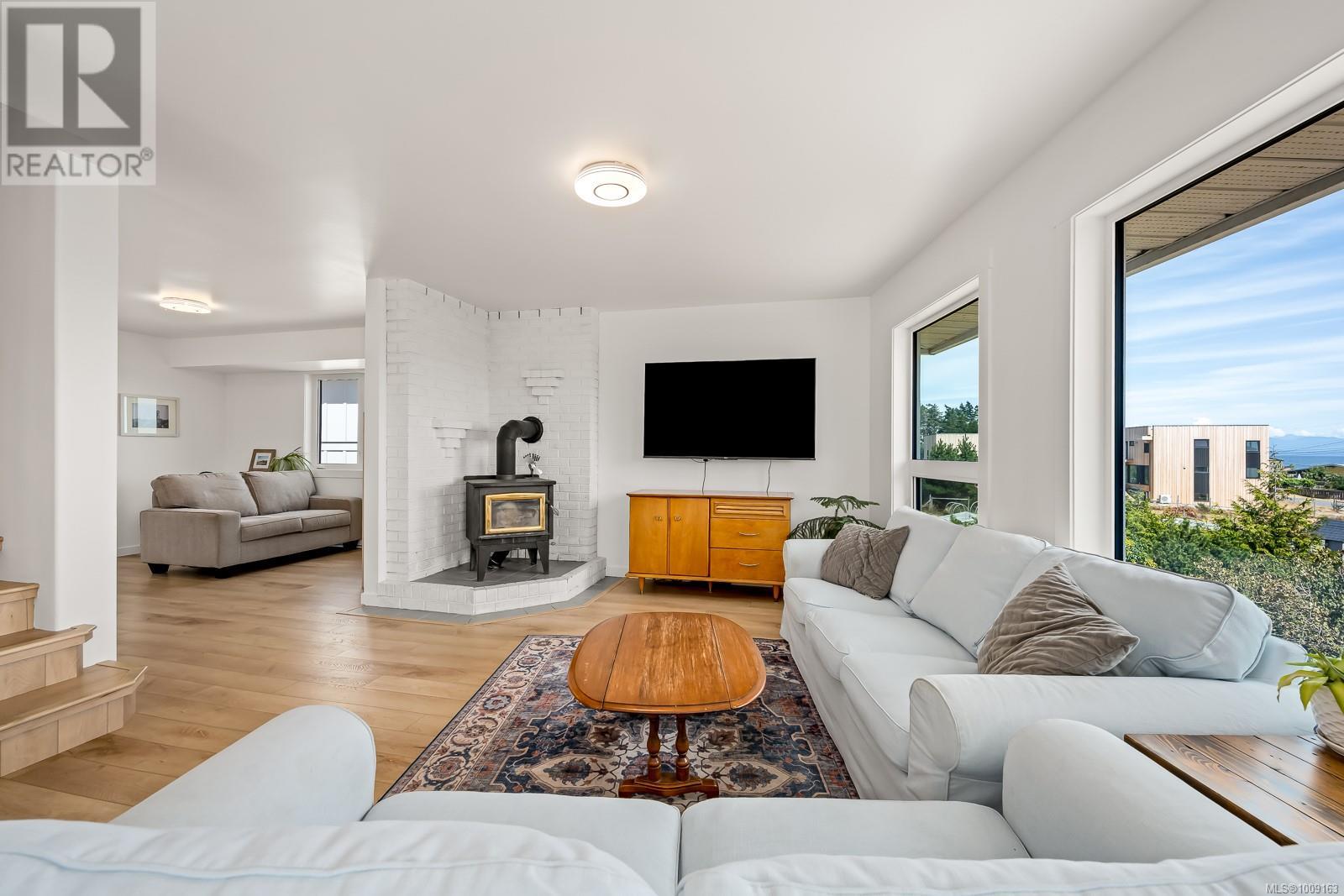 532 Walter Rd, Comox