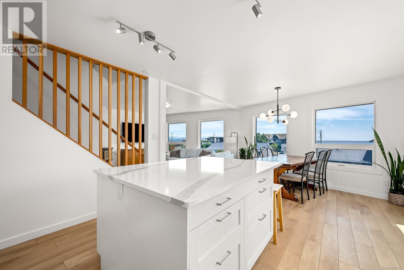 532 Walter Rd, Comox
