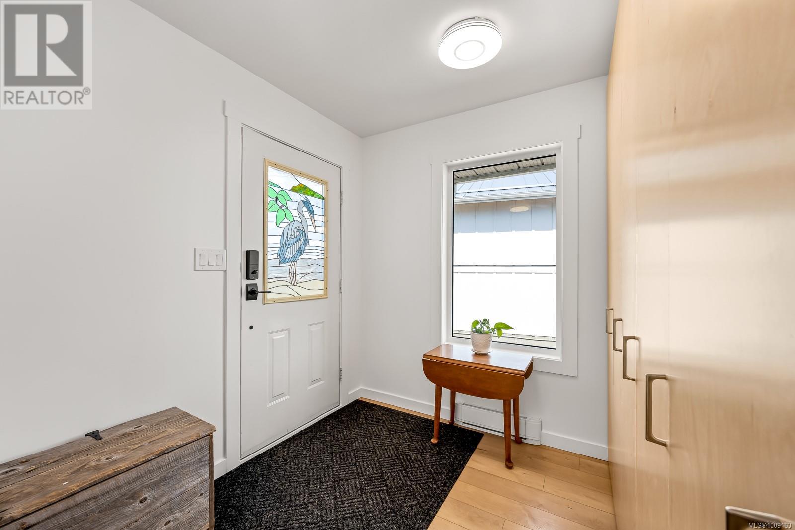 532 Walter Rd, Comox