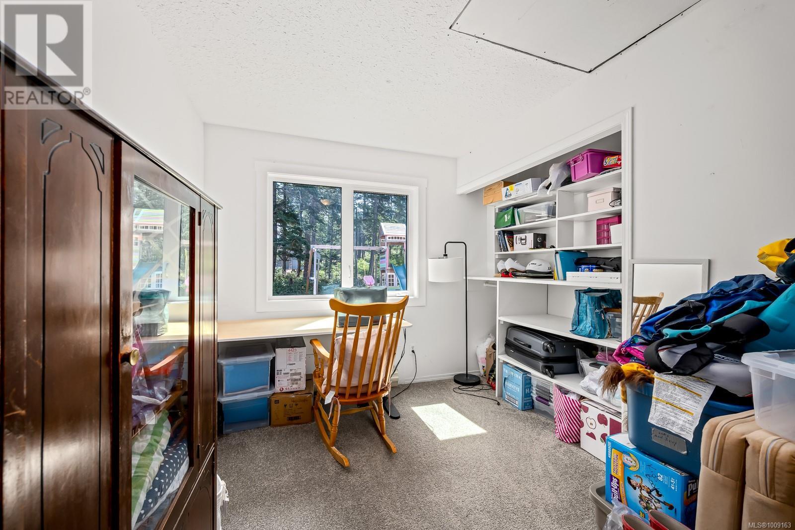 532 Walter Rd, Comox