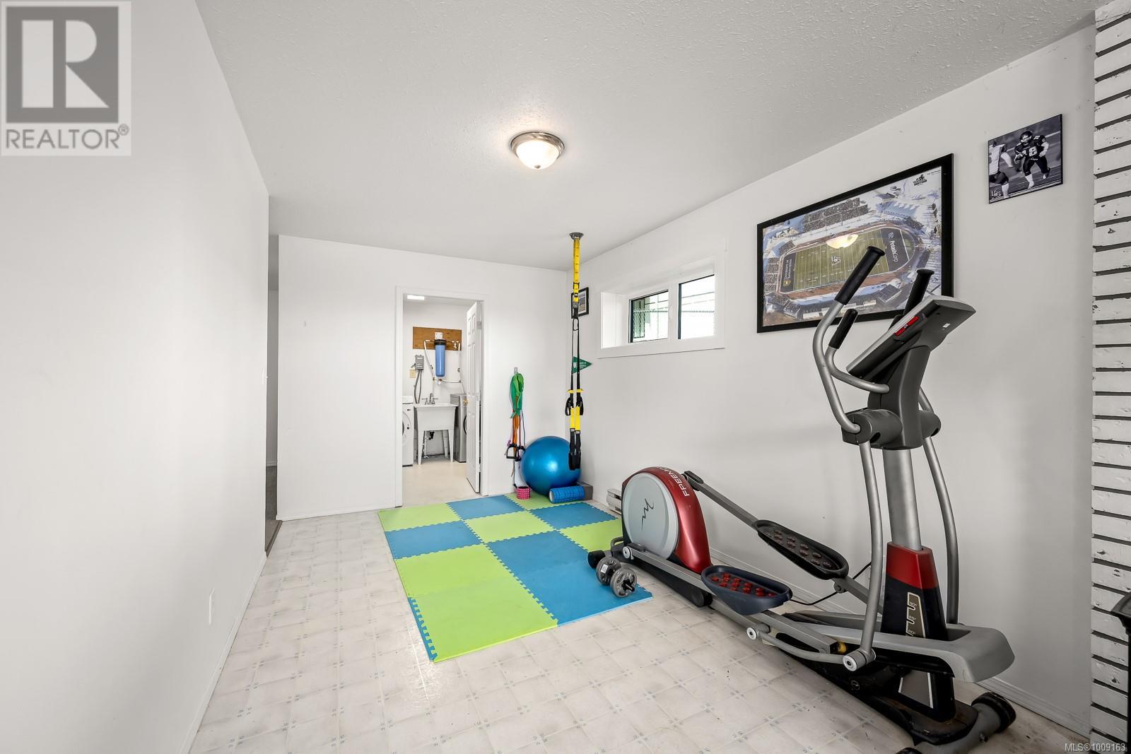 532 Walter Rd, Comox