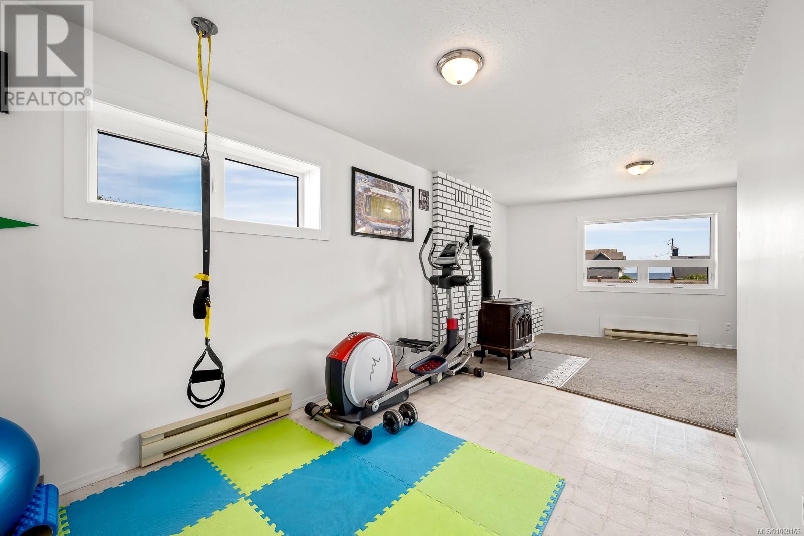 532 Walter Rd, Comox