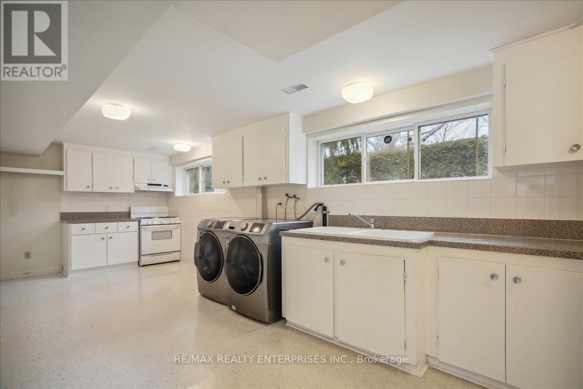 Photo 31 of 613 Sequin Crescent, Mississauga ON