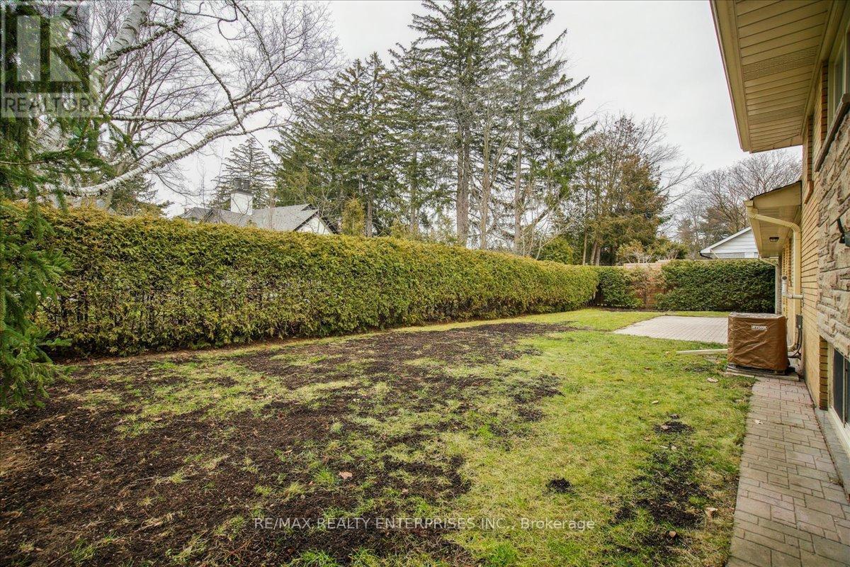 Photo 37 of 613 Sequin Crescent, Mississauga ON