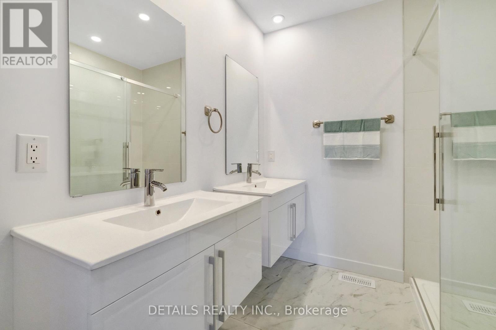 Photo 12 of A 830 Maplewood Avenue, Ottawa ON