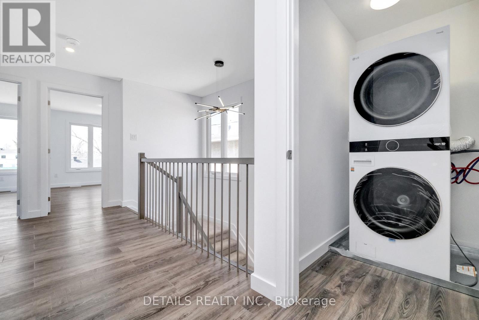 Photo 13 of A 830 Maplewood Avenue, Ottawa ON