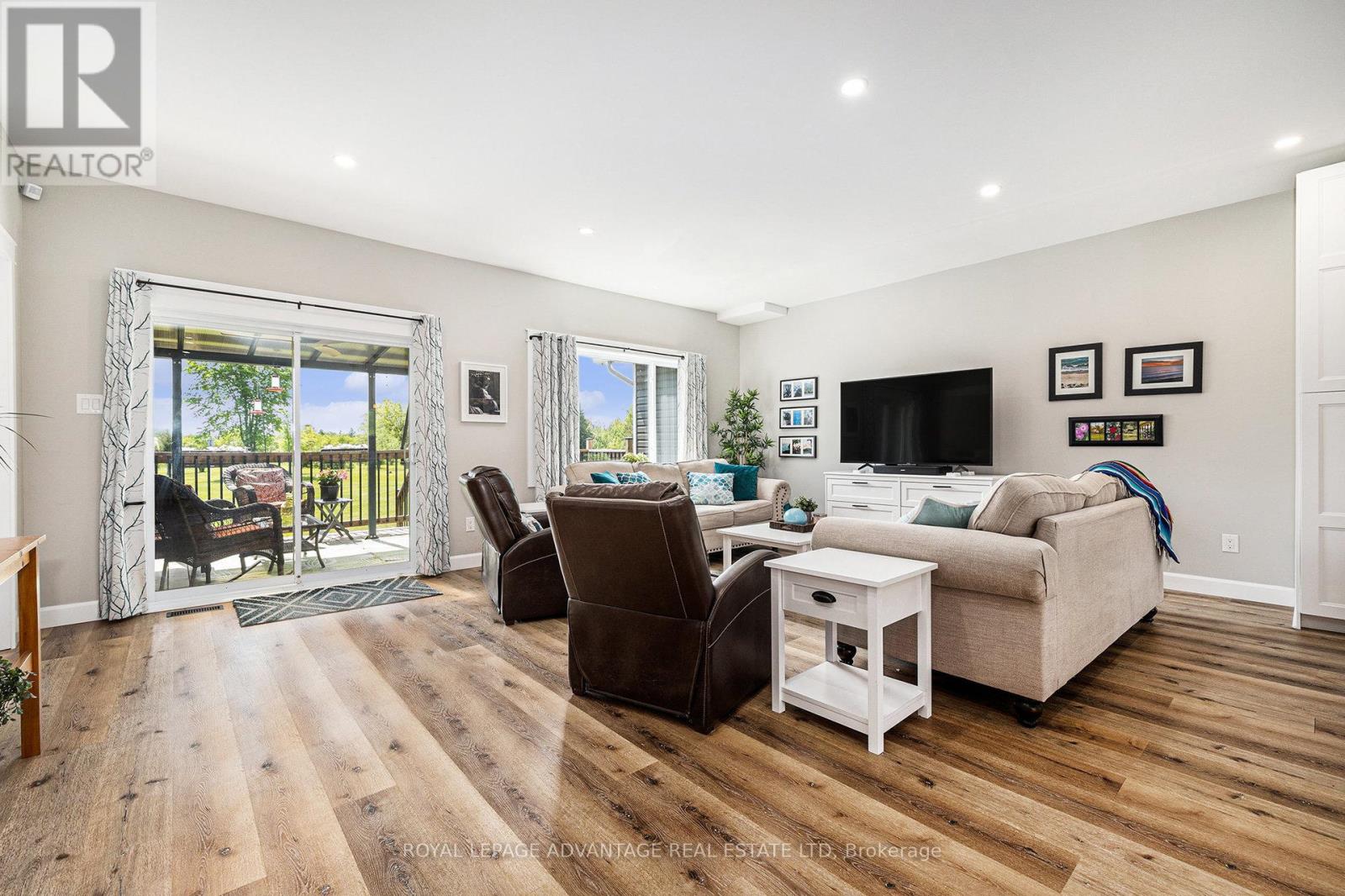 Photo 15 of 1861 Matheson Drive, Montague ON