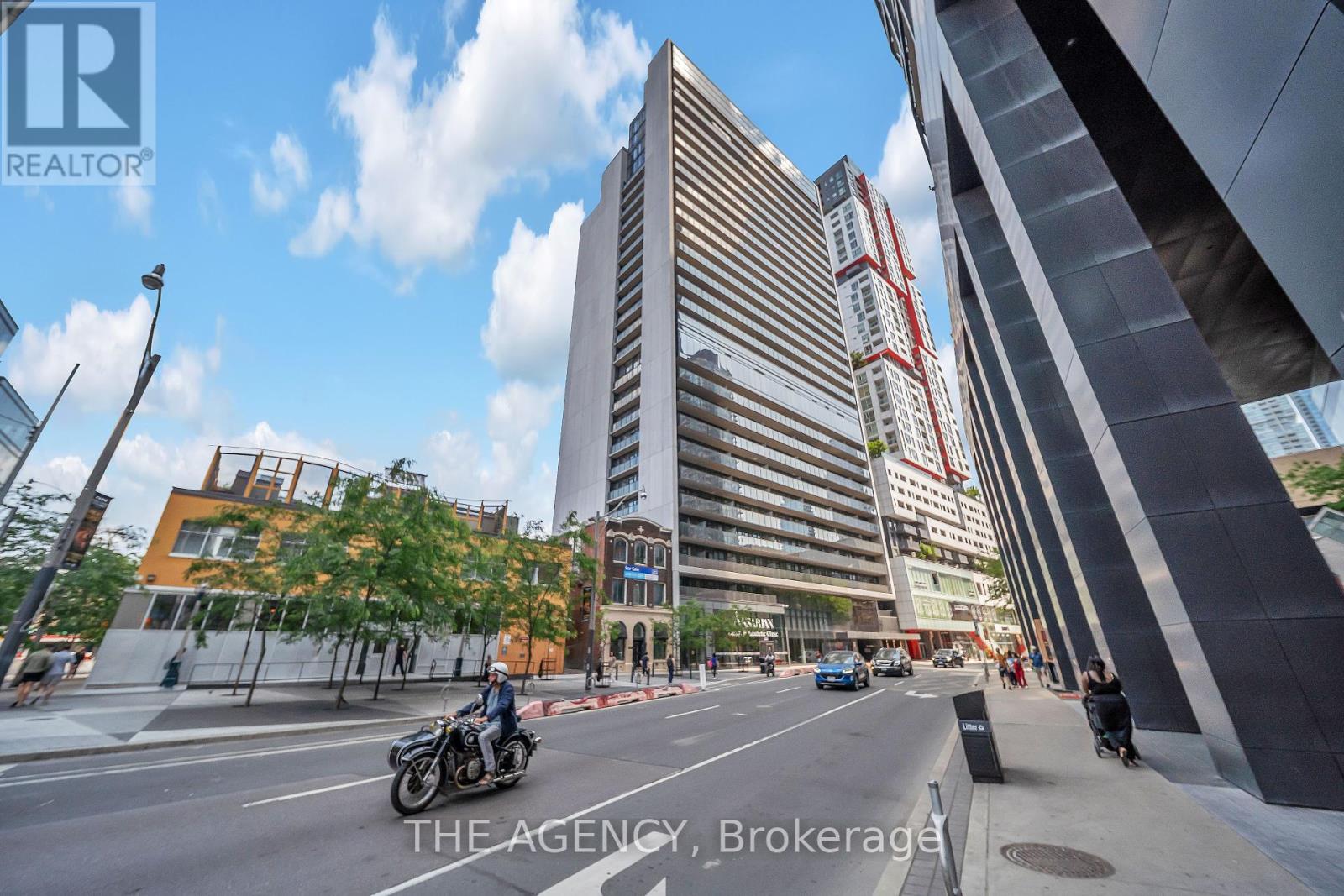 Photo 8 of 508 330 Richmond Street W, Toronto ON