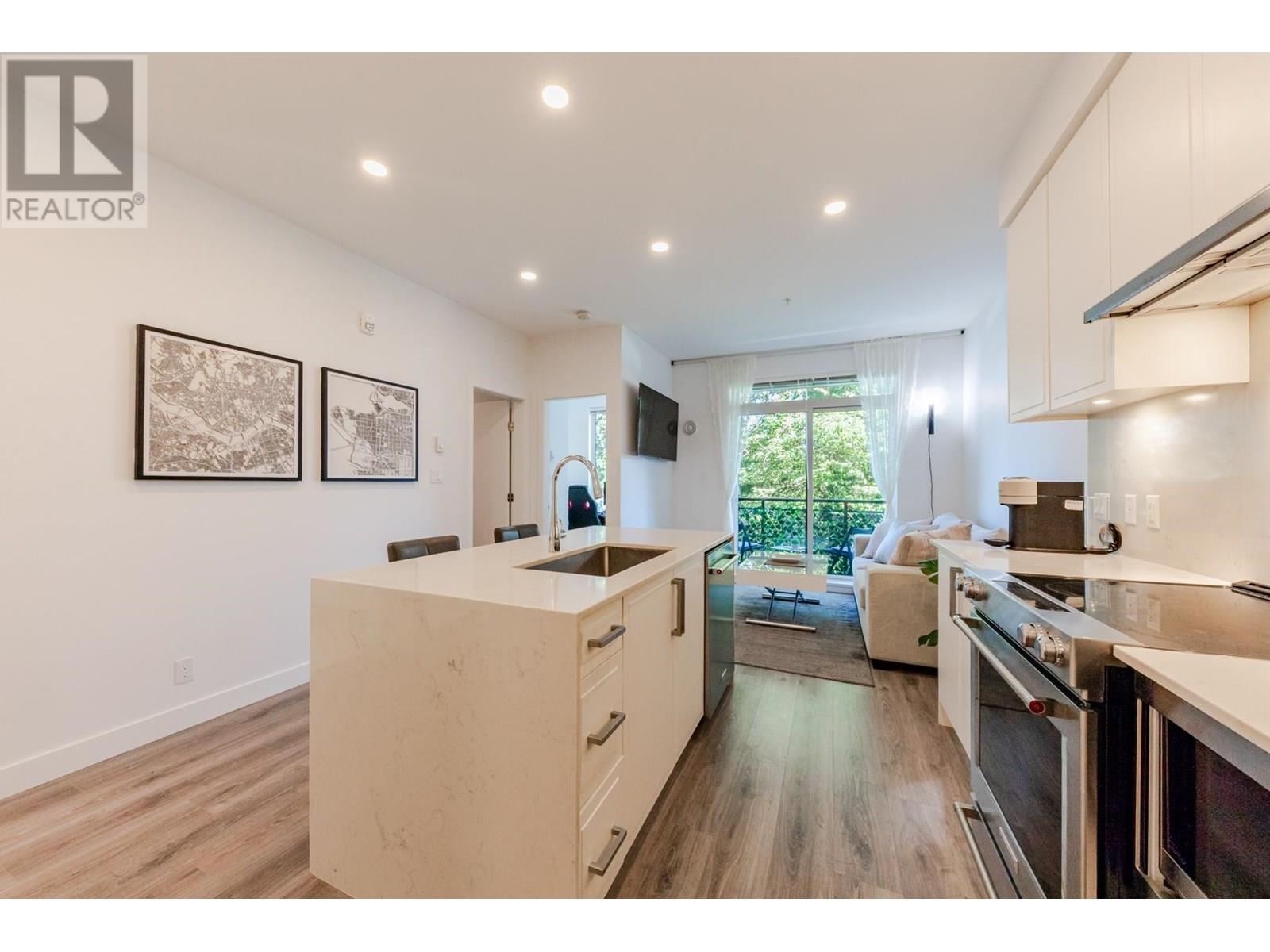 Photo 5 of 401 700 Clarke Road, Coquitlam BC