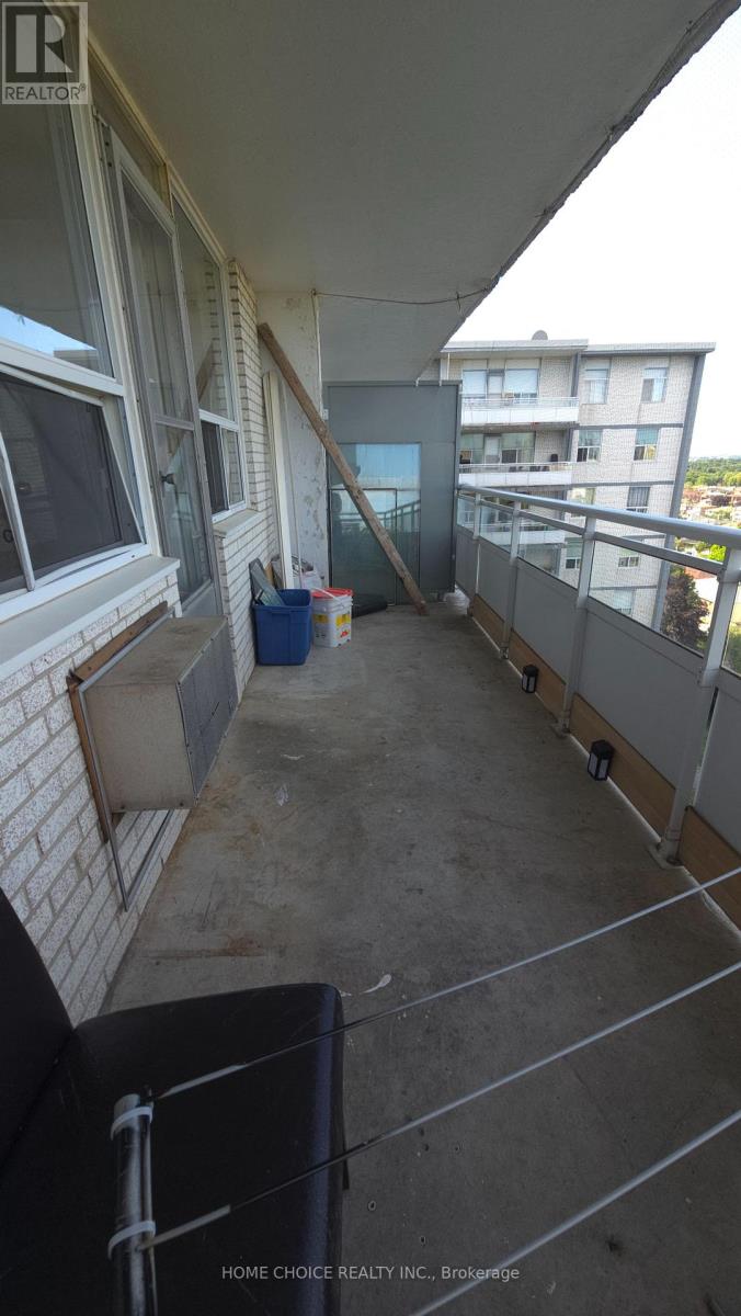Photo 27 of 803 3460 Keele Street, Toronto ON