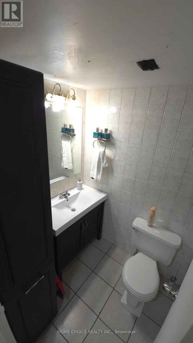 Photo 24 of 803 3460 Keele Street, Toronto ON