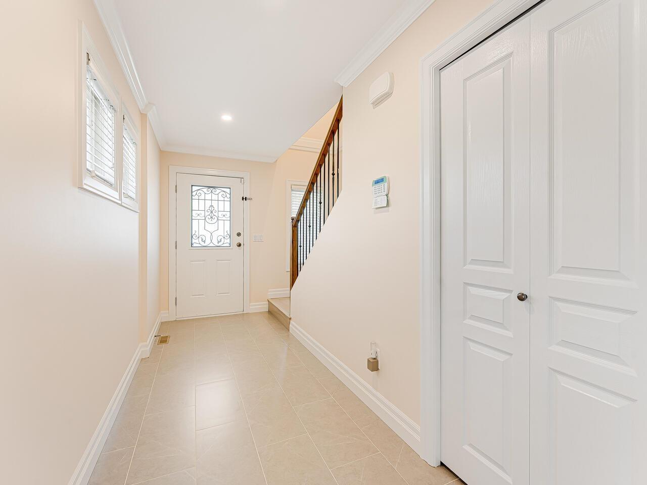 Photo 2 of 8 6449 Blackwood Lane Sardis South, Chilliwack BC