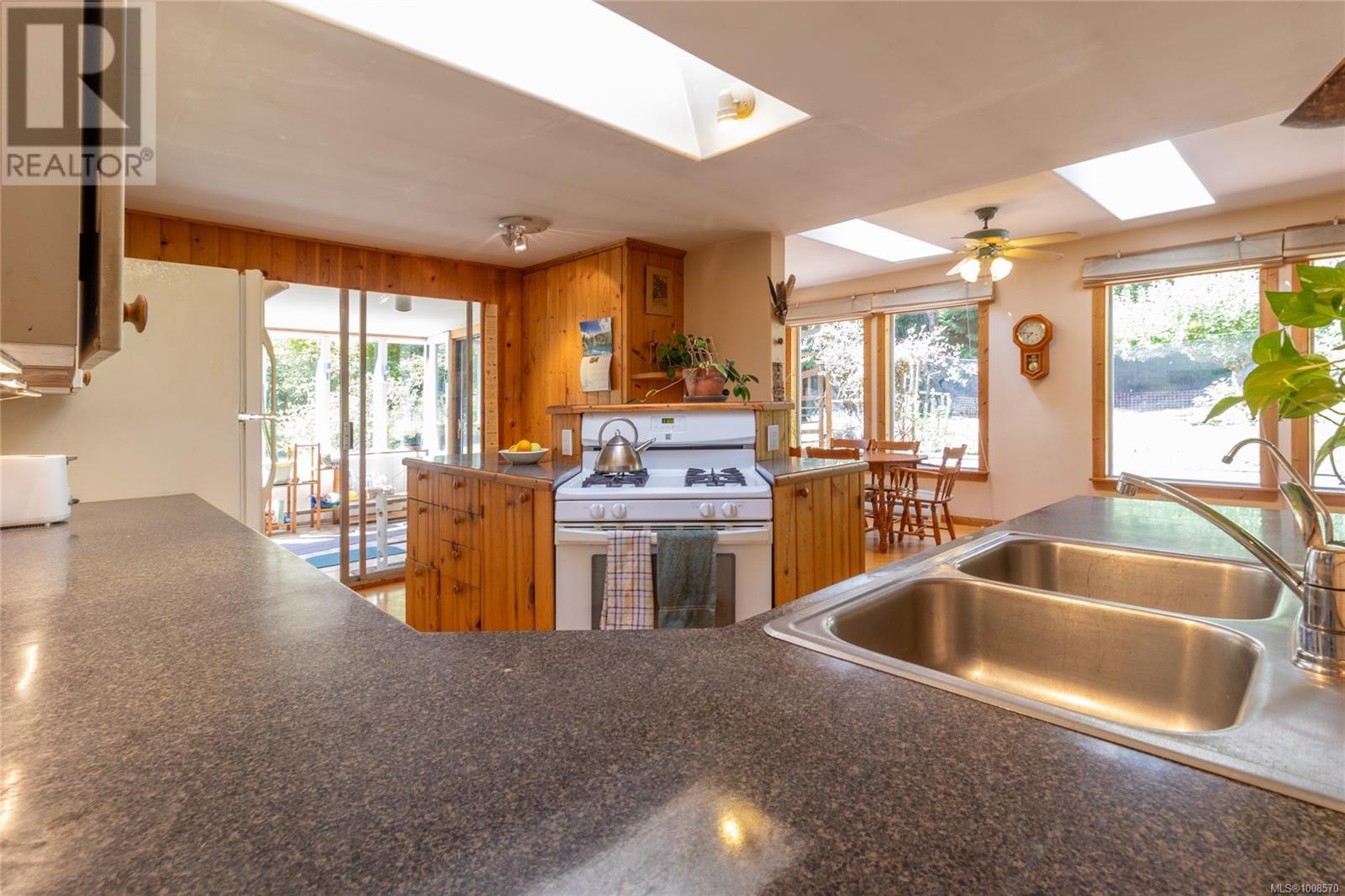  3708 Starboard Crescent, Pender Island