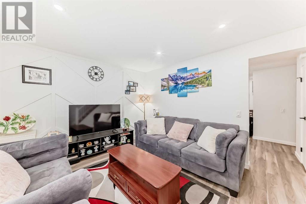 Single Family House for Sale in  Penedo Way SE Penbrooke Meadows Calgary 