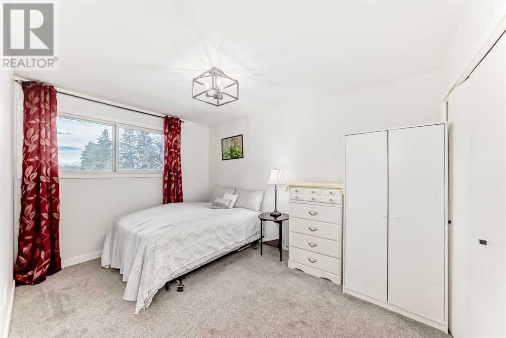 Single Family House for Sale in  Penedo Way SE Penbrooke Meadows Calgary 