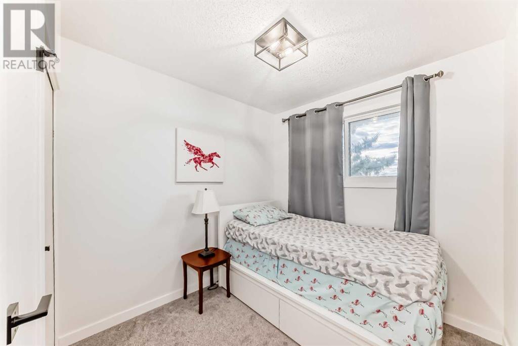 Single Family House for Sale in  Penedo Way SE Penbrooke Meadows Calgary 