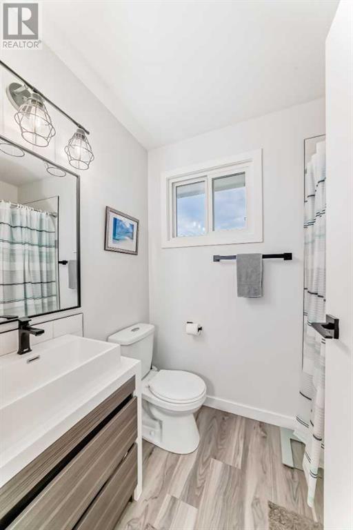 Single Family House for Sale in  Penedo Way SE Penbrooke Meadows Calgary 
