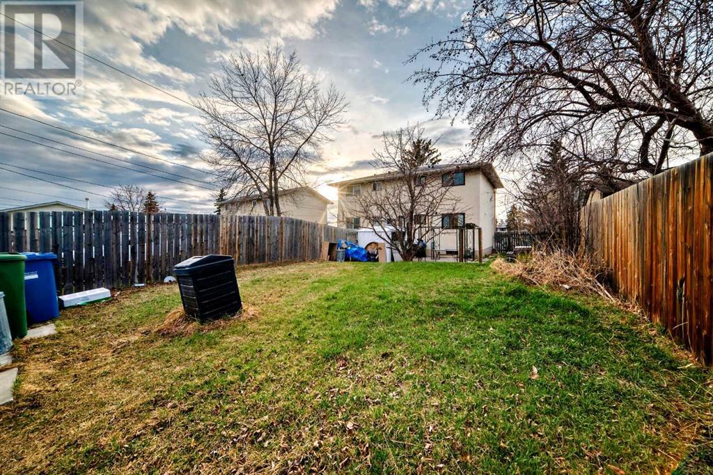 Single Family House for Sale in  Penedo Way SE Penbrooke Meadows Calgary 